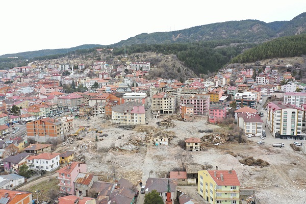 Foto - Kahramanmaraş depremi büyük ders oldu! Fay hattındaki 700 bina yıkılıyor