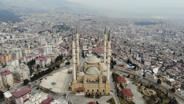 Foto - Kahramanmaraş’ın simgesi Abdülhamit Han Camii depremlere rağmen dimdik ayakta