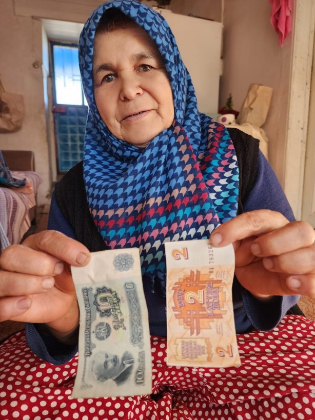 Kahramanmaraş'ta evin ahırından para fışkırdı! Sahibi şok oldu