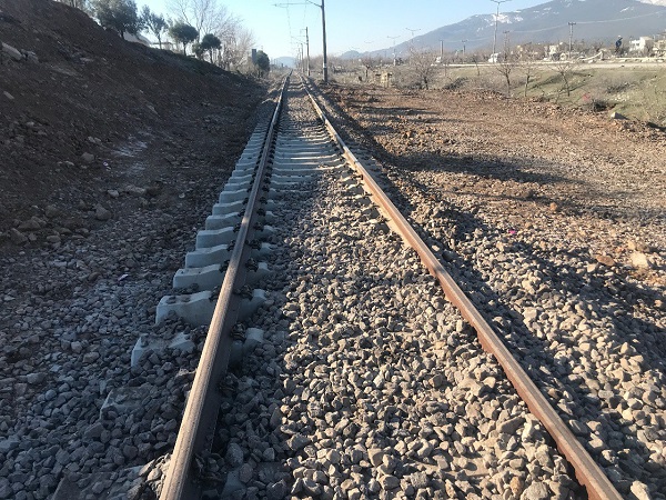 Foto - Kahramanmaraş’ta yollar onarılmaya devam ediyor