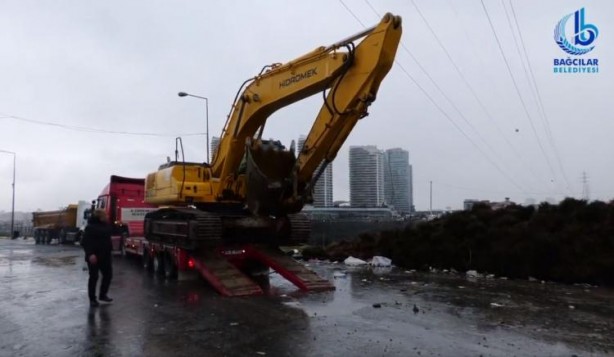 Foto - Kahramanmaraş'taki deprem felaketi: İstanbullular oraya akın ettiler