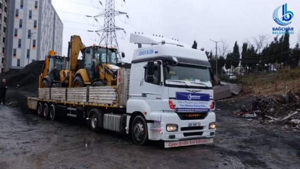 Foto - Kahramanmaraş'taki deprem felaketi: İstanbullular oraya akın ettiler