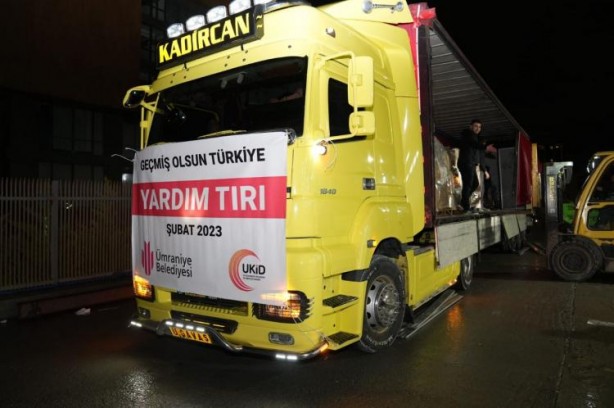 Foto - Kahramanmaraş'taki deprem felaketi: İstanbullular oraya akın ettiler