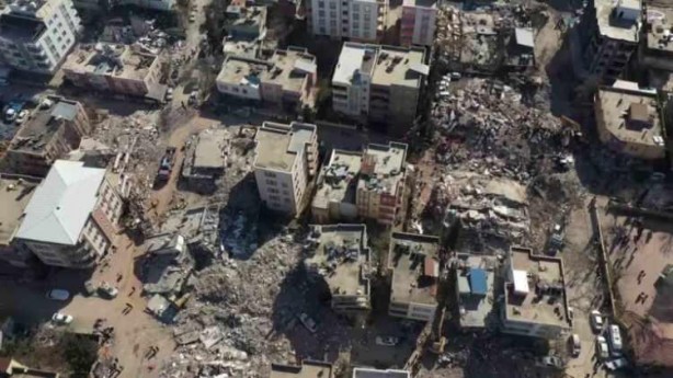 Foto - Kahramanmaraş'taki depremler sonrası şaşkına çeviren görüntü!