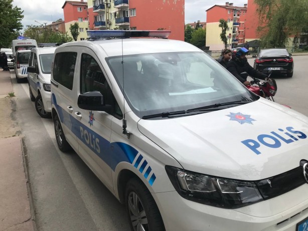 Foto - Kahreden olay: Cam silerken düşüp hayatını kaybetti