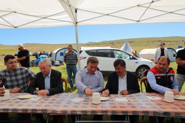 Kahvaltı sofralarına 3 bin rakımdan gelen lezzet