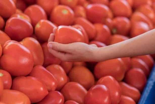 Foto - Kahvaltıda domates yiyen yandı! Tüm organlarınıza zarar vermenize sebep oluyor