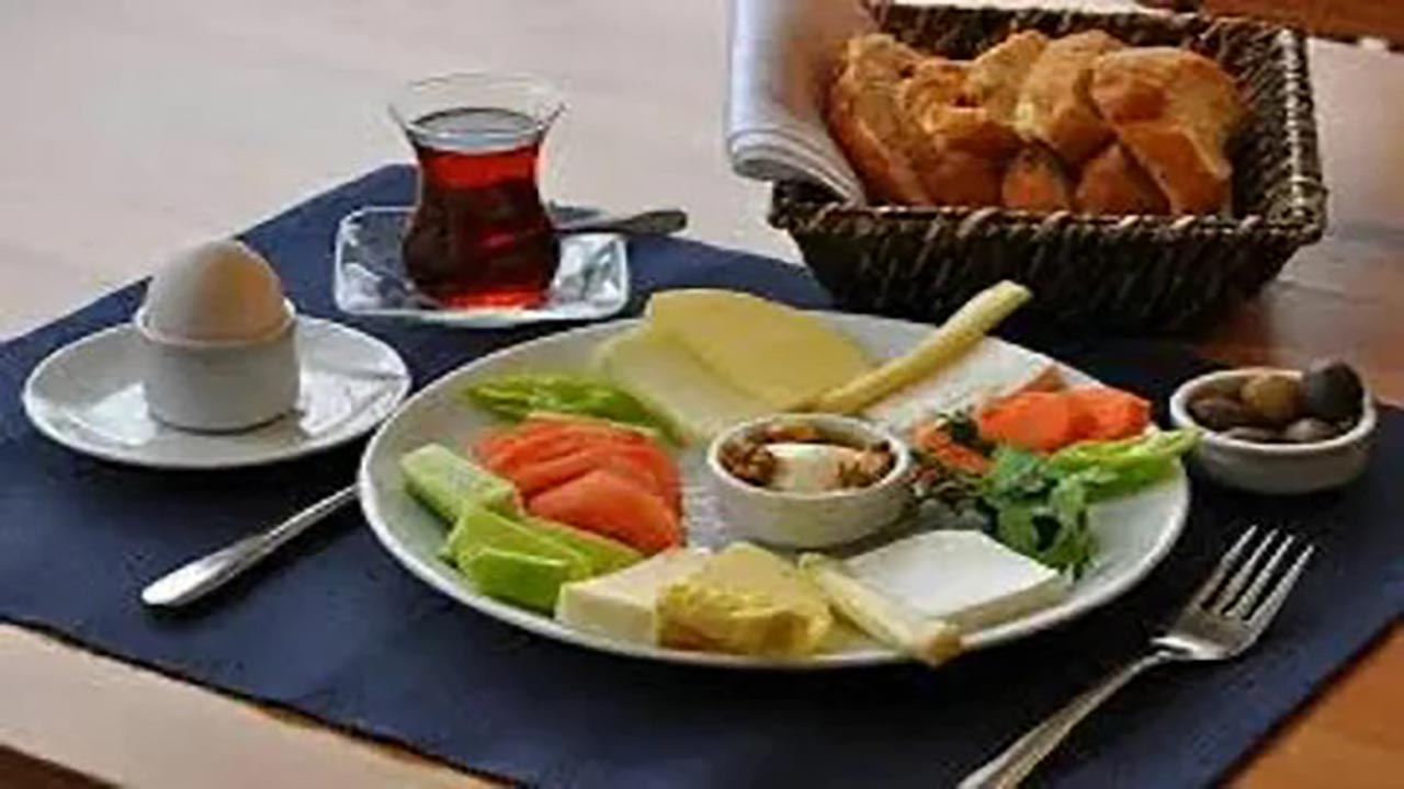 Foto - Kahvaltınızı zehir eden bu iki besine dikkat! İşte kahvaltının en doğru saati…