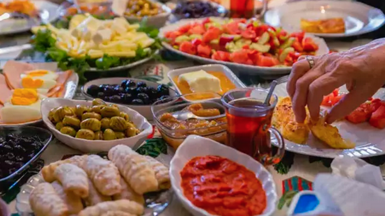 Foto - Kahvaltıyı bu saatte yapmak ömrü uzatıyor kanıtlandı! 100 yaşına kadar yaşamanın sırrı, yeni bir araştırma