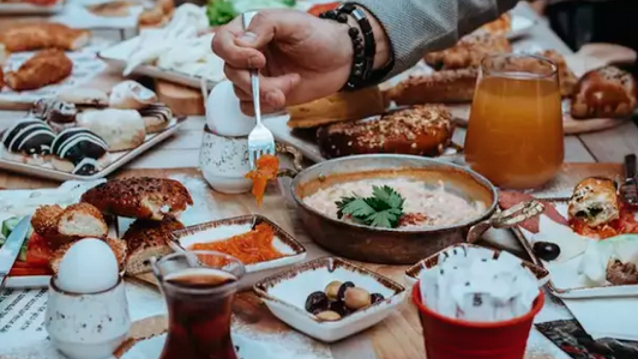 Foto - Kahvaltıyı bu saatte yapmak ömrü uzatıyor kanıtlandı! 100 yaşına kadar yaşamanın sırrı, yeni bir araştırma