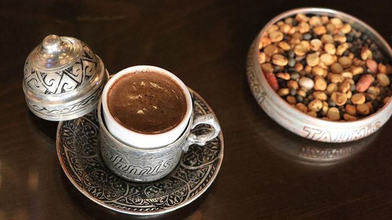 Foto - Kahve 80 TL'ye satılıyor, kente gelen tadına bakmadan gitmiyor! 