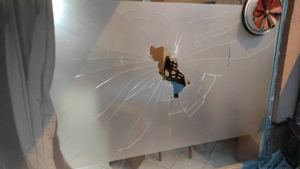 Foto - Kahvehane'de iki grup birbirine girdi! Silahlar çekildi