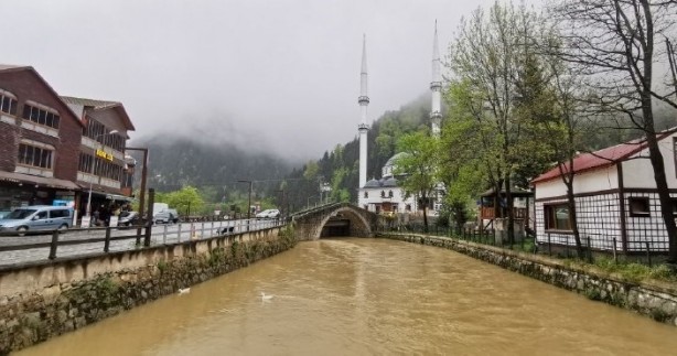 Foto - Kahverengine dönmüştü! İşte, Uzungöl'ün son hali