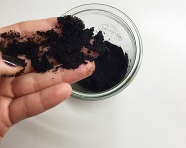 Foto - Kahveyi ıslatıp mobilyalara sürerseniz bakın ne oluyor