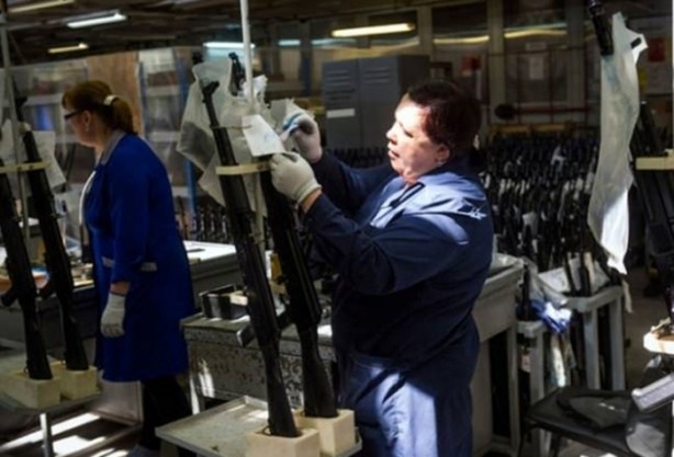 Foto - Kalaşnikof nasıl üretiliyor?