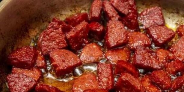 Foto - Kalbi korumanın 6 yolu: güç katıyor! Dikkat bu besinlerden uzak durun damarlarınızı kurutuyor 