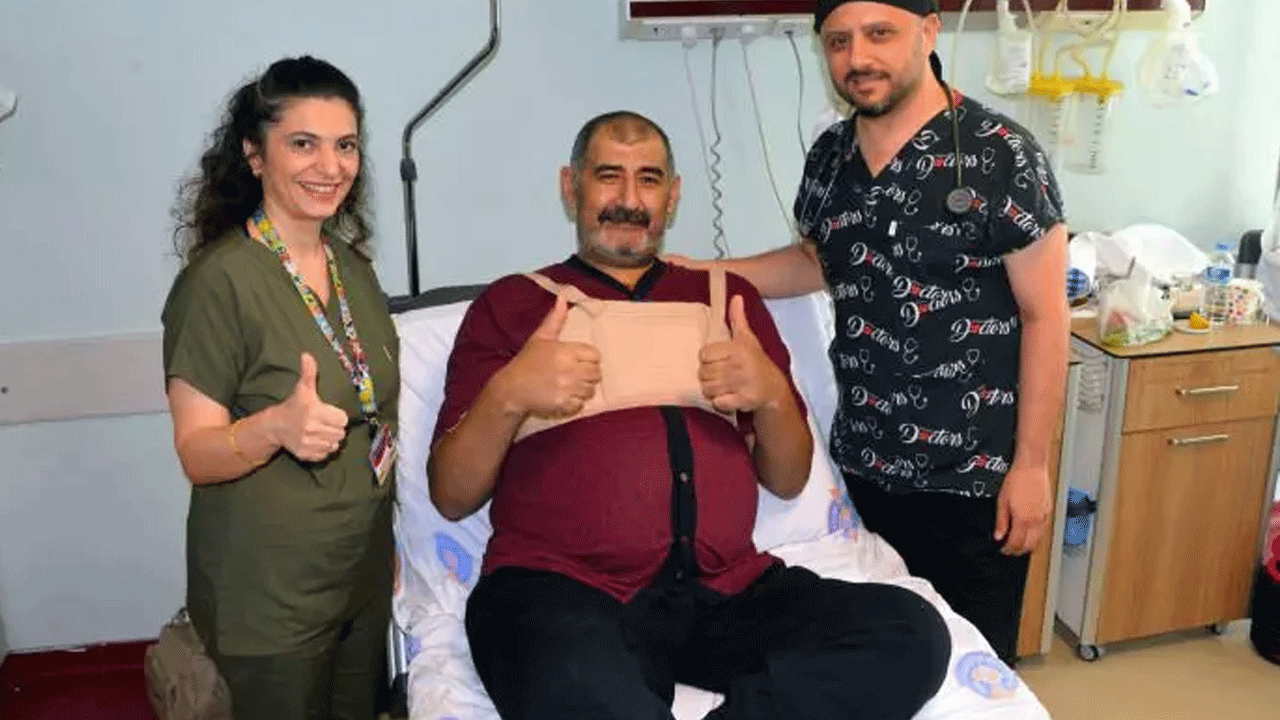 Foto - Doktorlar kalbinden çıkardı! Ağırlığı neredeyse kalp kadar!