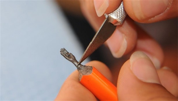 Foto - Kalem ucundaki sanat