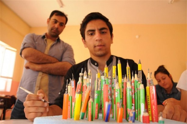 Foto - Kalem ucundaki sanat