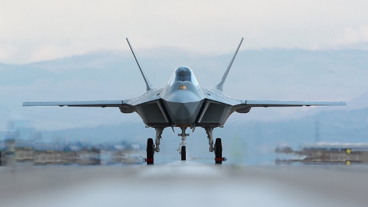 Foto - "Kalorifer peteği" diyorlardı, "milli gurur" oldu! CHP’den tarihi "KAAN" geri vitesi