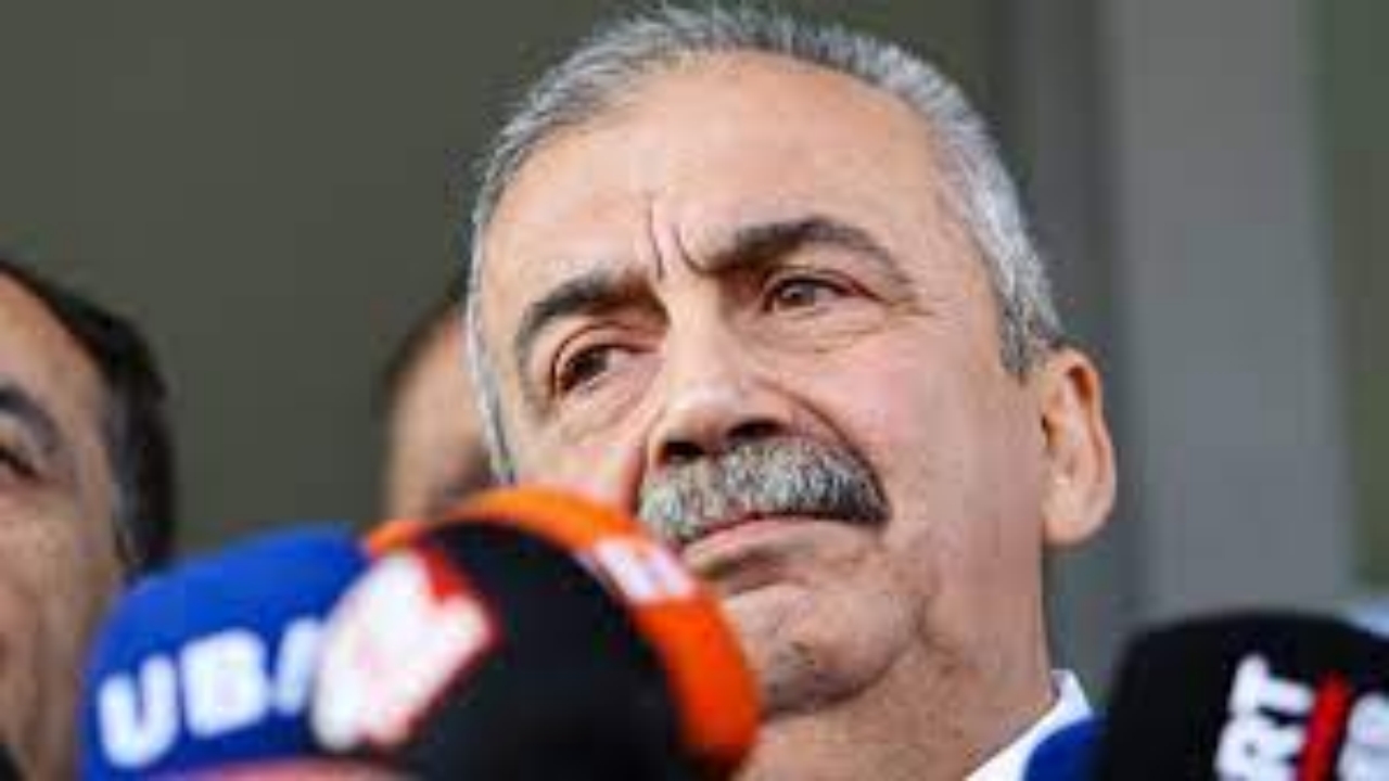 Foto - Kalp krizi geçiren Sırrı Süreyya Önder’le ilgili son dakika haberi! Az önce tüm Türkiye’ye ilan edildi