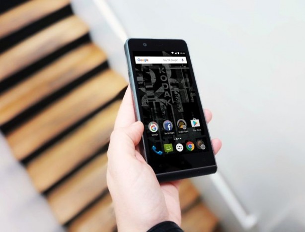 Foto - Kamera efsanesi Kodak, Android telefonu tanıttı