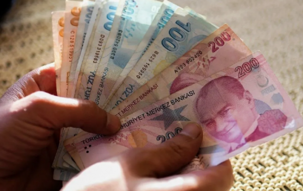 Foto - Kameralar karşısına geçip en düşük emekli maaşın kaç para olacağını ilan etti! Bu rakamın üstü olmaz