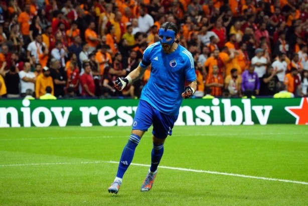 Foto - Kamil Grabara'dan çirkin paylaşım! G.Saraylı taraftarlar çıldırdı...