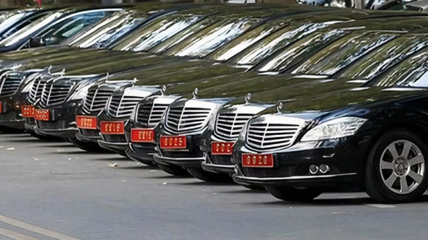 Kamudaki Mercedes ve Audi markalı tüm araçlar satılacak! Yerine alınacak marka belli oldu