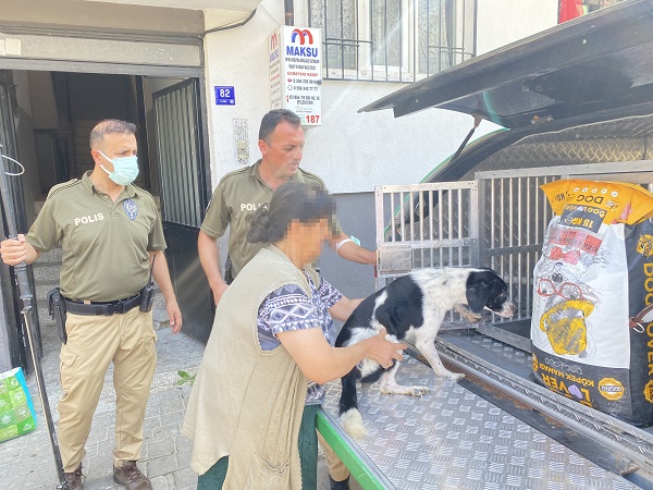 Foto - Kamyon kamyon boşaltıldı! Bakın o çöp evden neler çıktı