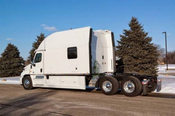 Foto - Kamyonet gibi görünüyor ama...