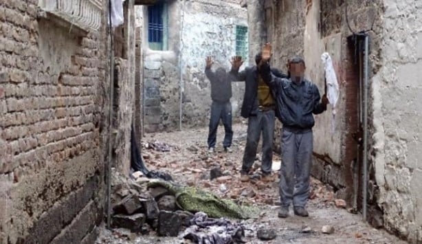Foto - Kan donduran itiraf: Hendeklerde zorla nöbet tutturdular