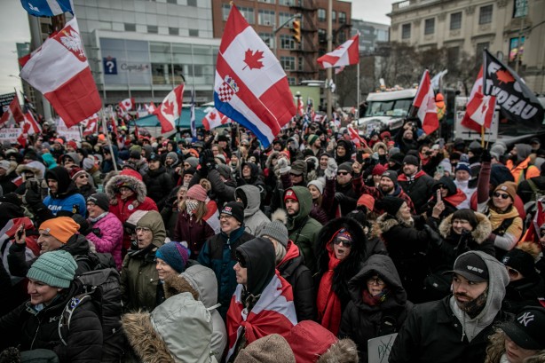Kanada'da aşı protestoları sürüyor