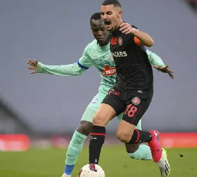 Foto - Kanarya ilk transferini yaptı! Süper Lig'in hazine oyuncusu imzayı attı: İşte maliyeti...