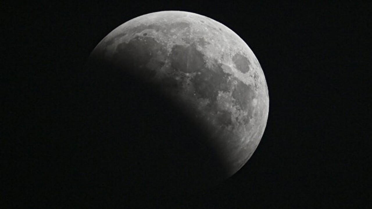Foto - Kanlı ay tutulması görüntülendi! İşte o etkileyici anlar