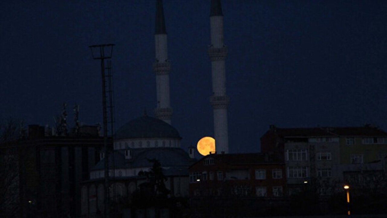 Foto - Kanlı ay tutulması görüntülendi! İşte o etkileyici anlar