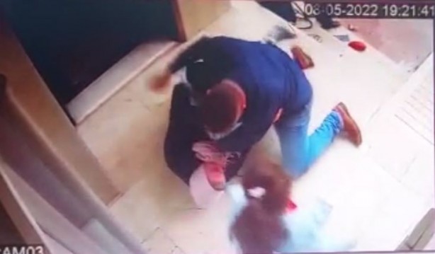 Foto - Kanser hastası kayınvalidesini feci şekilde darbetti! Dehşet anları anbean kamerada