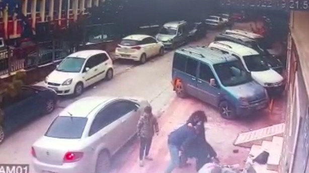 Foto - Kanser hastası kayınvalidesini feci şekilde darbetti! Dehşet anları anbean kamerada