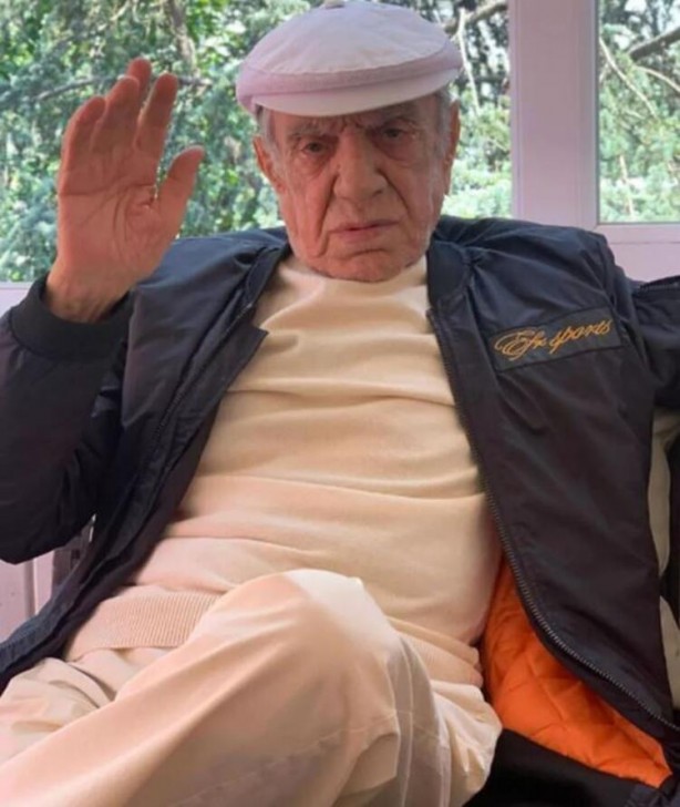 Foto - Kanser olduğunu açıklamıştı! Aydemir Akbaş çıldırdı