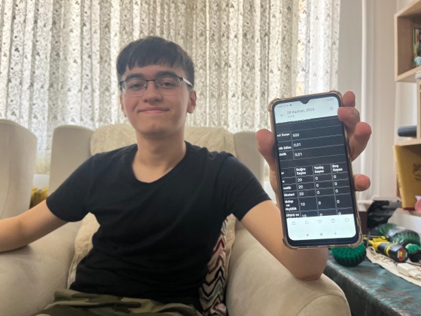 Foto - Kanserden kaybettiği annesine söz vermişti! LGS'de 500 tam puan aldı