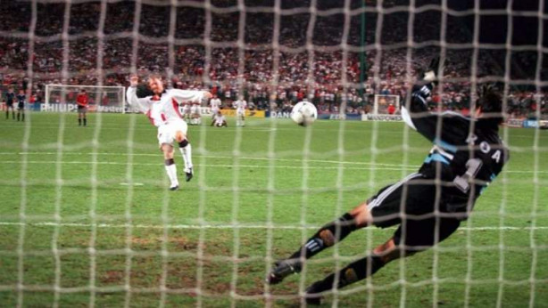 Foto - Kanseri yenip futbola geri döndüler!