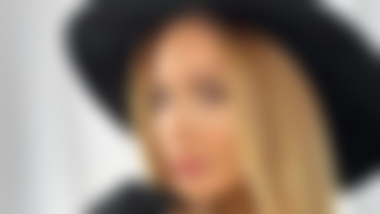 "Kanserle dalgamı geçiyorum" demişti! Ünlü Türk şarkıcı hayatını kaybetti