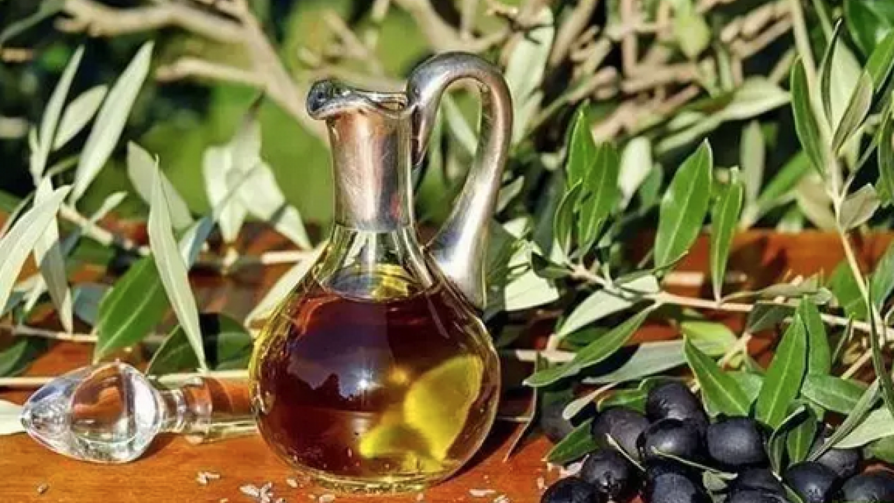 Foto - Kansersavar besinler listesinde ilk sırada! Osman Müftüoğlu herkesin merak ettiği soruyu yanıtladı: Siyah zeytin mi faydalı yeşil zeytin mi?