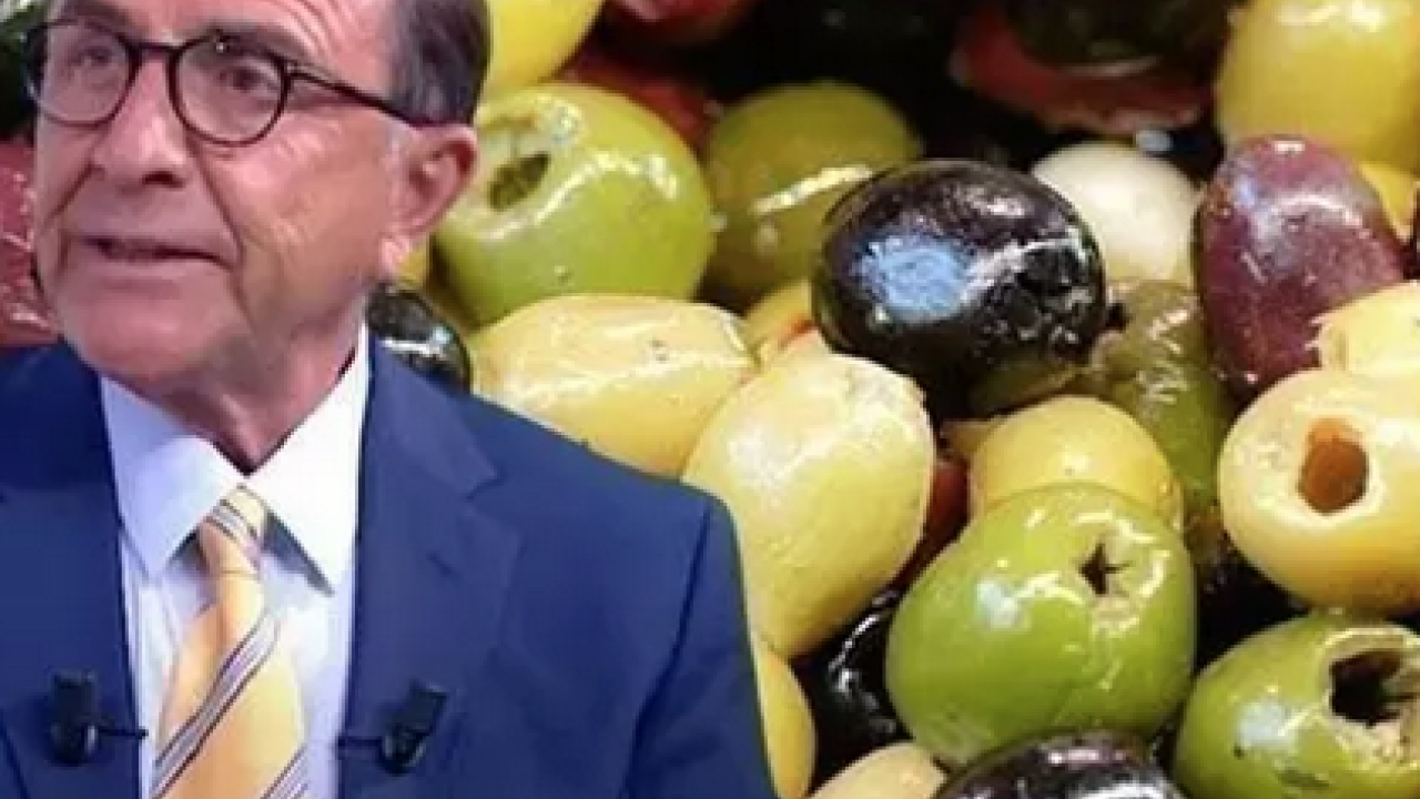 Kansersavar besinler listesinde ilk sırada! Osman Müftüoğlu herkesin merak ettiği soruyu yanıtladı: Siyah zeytin mi faydalı yeşil zeytin mi?