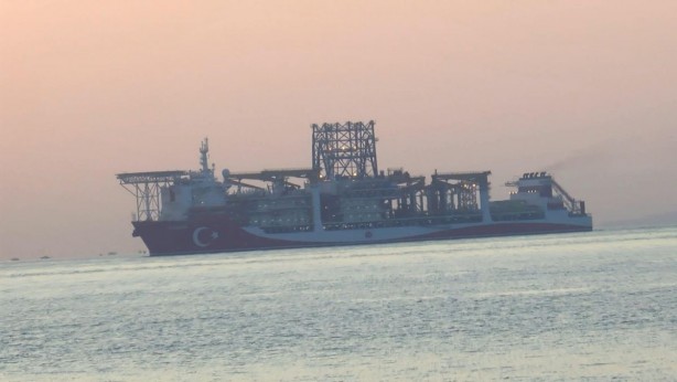 Foto - Kanuni Sondaj Gemisi Kadıköy'de