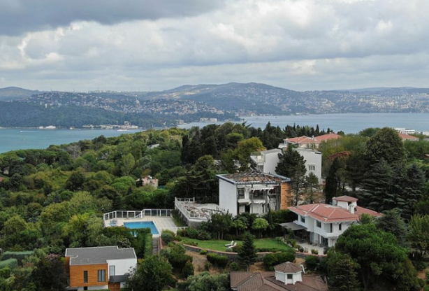 Foto - Kanunlar Halk TV’ye işlemiyor mu? Boğaza orman kanunları hakim Mühür kırıldı inşaat devam ediyor
