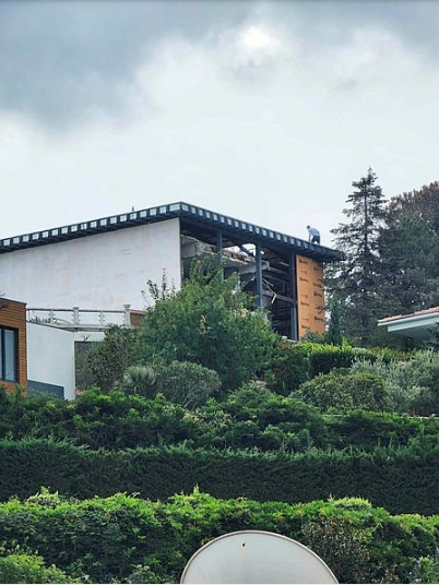 Foto - Kanunlar Halk TV’ye işlemiyor mu? Boğaza orman kanunları hakim Mühür kırıldı inşaat devam ediyor