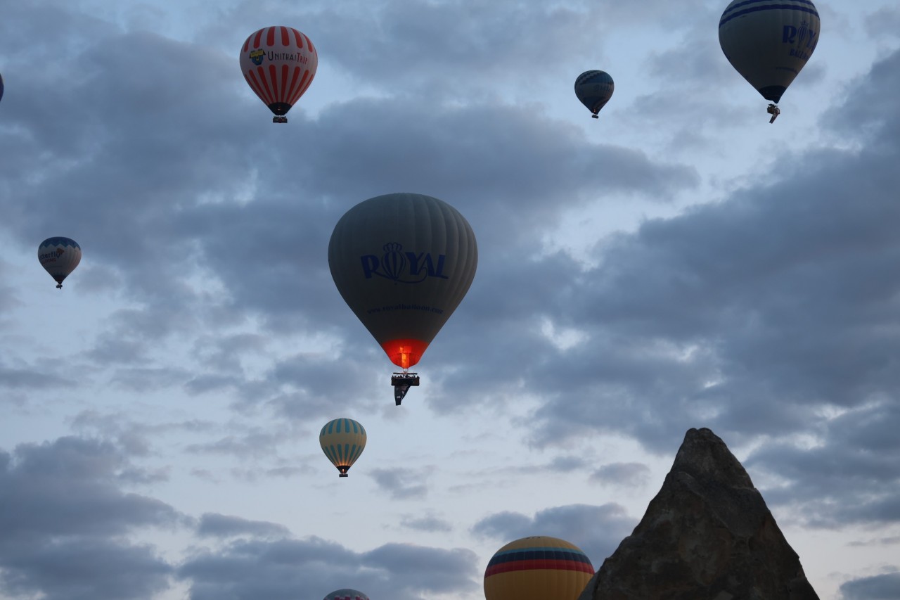 Foto - Kapadokya 19 Mayıs’a böyle renk kattı