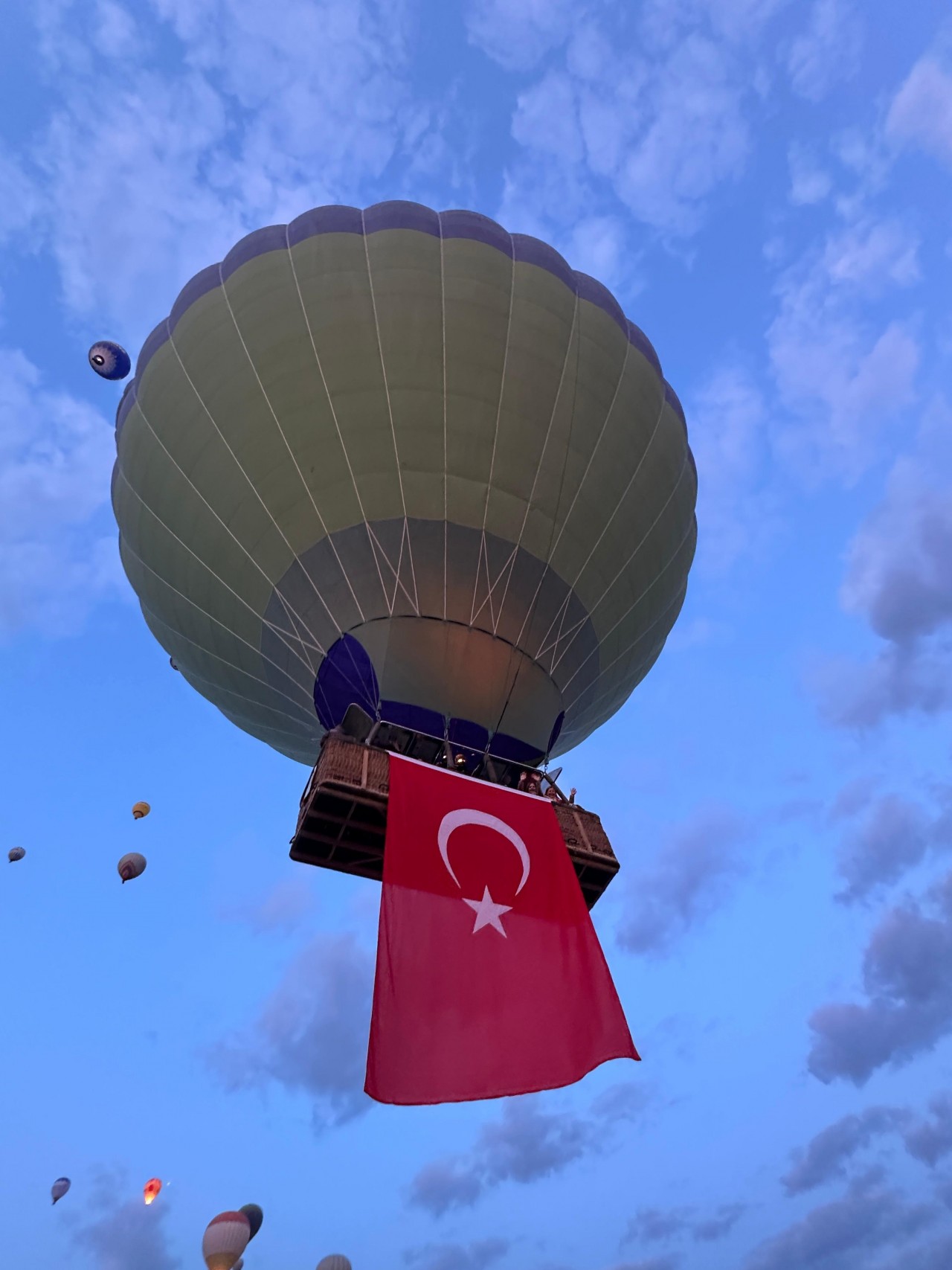 Foto - Kapadokya 19 Mayıs’a böyle renk kattı