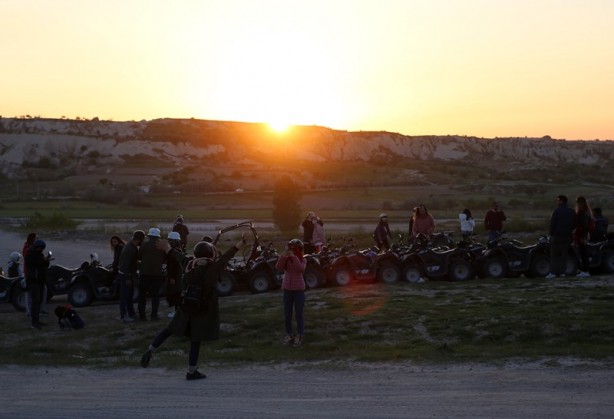 Foto - Kapadokya'da doğanın gösterisi: "Gün batımı"